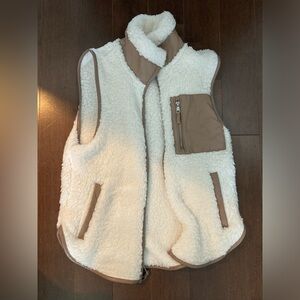 Abercrombie Sherpa Vest